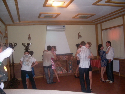 ТАНЦЫ